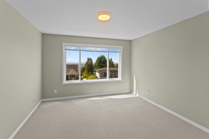 Photo 9 at 186 E Braemar Road, Upper Lonsdale, North Vancouver