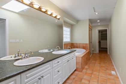 Photo 11 at 186 E Braemar Road, Upper Lonsdale, North Vancouver