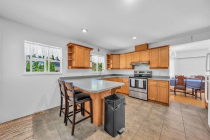 Photo 13 at 468 Saville Crescent, Upper Delbrook, North Vancouver