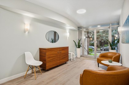 Photo 2 at 204 - 1050 Chilco Street, West End VW, Vancouver West