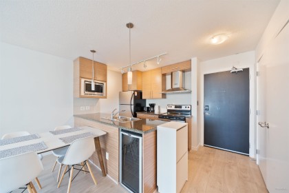 Photo 10 at 1707 - 689 Abbott Street, Downtown VW, Vancouver West