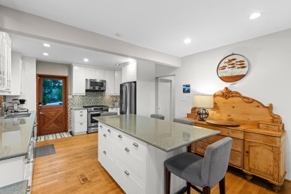 Photo 7 at 1104 Esquimalt Avenue, Ambleside, West Vancouver