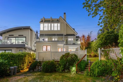 Photo 4 at 1104 Esquimalt Avenue, Ambleside, West Vancouver