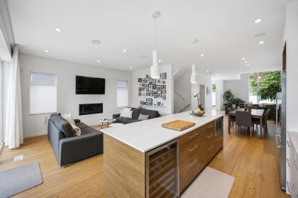 Photo 5 at 364 W 15th Street, Central Lonsdale, North Vancouver