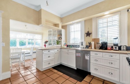 Photo 7 at 1670 W 49th Avenue, South Granville, Vancouver West