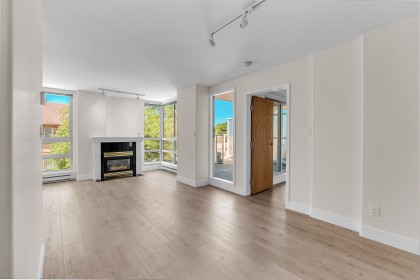 Photo 5 at 403 - 1818 W 6th Avenue, Kitsilano, Vancouver West