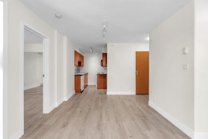 Photo 15 at 403 - 1818 W 6th Avenue, Kitsilano, Vancouver West