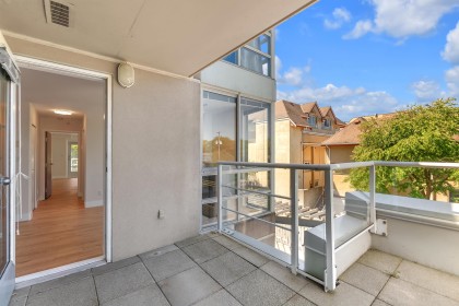 Photo 29 at 403 - 1818 W 6th Avenue, Kitsilano, Vancouver West