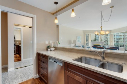 Photo 11 at 504 - 1600 Hornby Street, Yaletown, Vancouver West