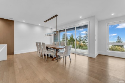 Photo 5 at 3018 Burfield Place, Cypress Park Estates, West Vancouver
