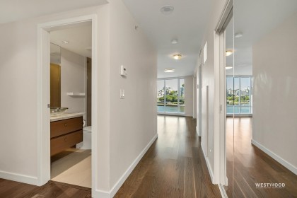 Photo 20 at 501 - 8 Smithe Mews, Vancouver West