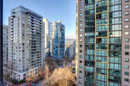 Photo 25 at 601 - 738 Broughton Street, West End VW, Vancouver West