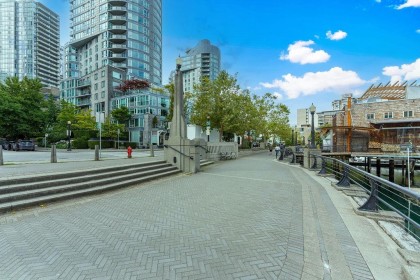 Photo 2 at 1506 - 1238 Melville Street, Coal Harbour, Vancouver West