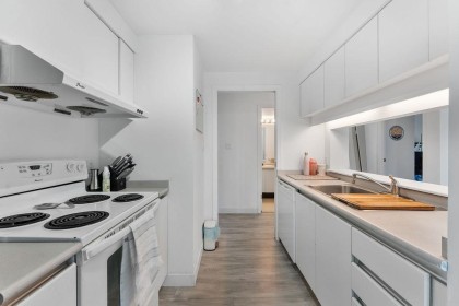 Photo 16 at 1506 - 1238 Melville Street, Coal Harbour, Vancouver West