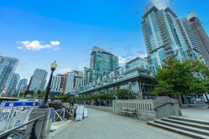 Photo 3 at 1506 - 1238 Melville Street, Coal Harbour, Vancouver West