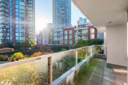 Photo 15 at 518 - 618 Abbott Street, Downtown VW, Vancouver West
