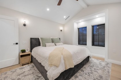 Photo 11 at 1395 W 21st Street, Pemberton Heights, North Vancouver