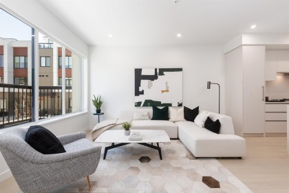 Photo 4 at 885 W 33rd Avenue, Cambie, Vancouver West