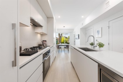 Photo 8 at 885 W 33rd Avenue, Cambie, Vancouver West