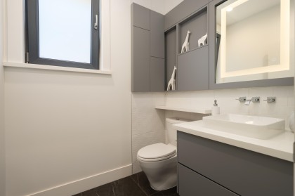 Photo 11 at 812 E 6th Street, Queensbury, North Vancouver