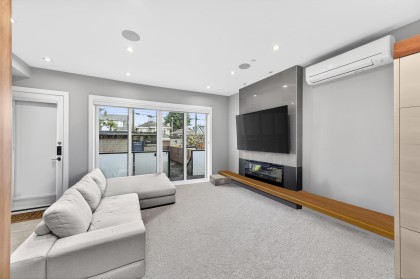 Photo 3 at 969 W 18th Avenue, Cambie, Vancouver West