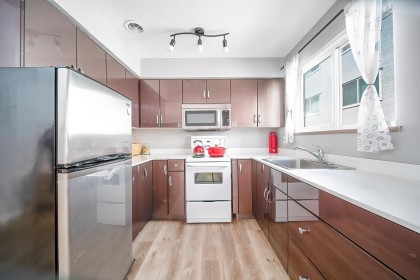 Photo 9 at 108 - 8622 Selkirk Street, Marpole, Vancouver West