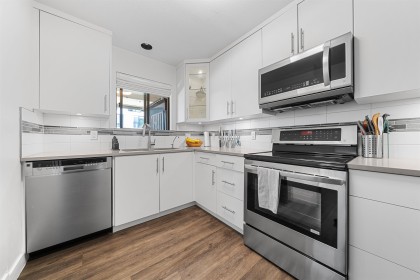 Photo 8 at 3 - 2118 Eastern Avenue, Central Lonsdale, North Vancouver