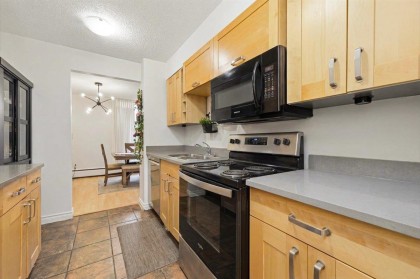 Photo 9 at 108 - 2024 Fullerton Avenue, Pemberton NV, North Vancouver
