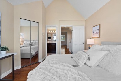 Photo 12 at 1 - 230 E Keith Road, Central Lonsdale, North Vancouver