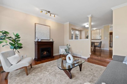 Photo 4 at 1 - 230 E Keith Road, Central Lonsdale, North Vancouver