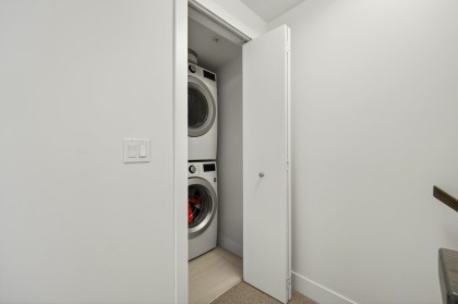 Photo 16 at 7601 Yukon Street, Marpole, Vancouver West