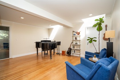 Photo 20 at 3841 Bayridge Avenue, Bayridge, West Vancouver