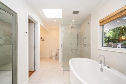 Photo 14 at 3841 Bayridge Avenue, Bayridge, West Vancouver