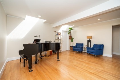 Photo 18 at 3841 Bayridge Avenue, Bayridge, West Vancouver
