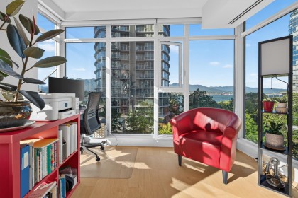 Photo 15 at 702 - 1205 W Hastings Street, Coal Harbour, Vancouver West