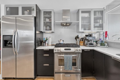 Photo 8 at 702 - 1205 W Hastings Street, Coal Harbour, Vancouver West