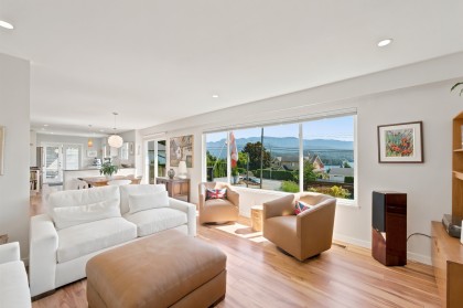 Photo 13 at 575 N Dollarton Highway, Dollarton, North Vancouver