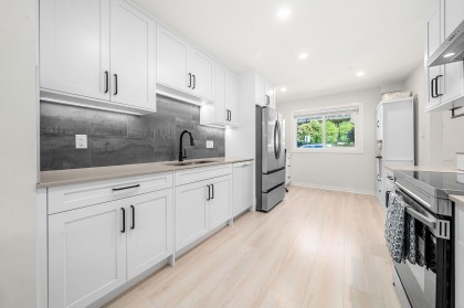 Photo 4 at 1206 Premier Street, Lynnmour, North Vancouver