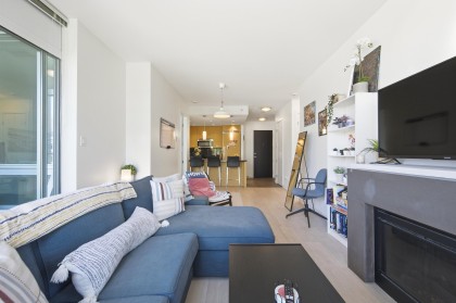 Photo 16 at 403 - 2528 Maple Street, Kitsilano, Vancouver West