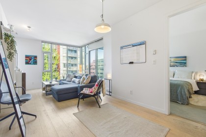 Photo 12 at 403 - 2528 Maple Street, Kitsilano, Vancouver West