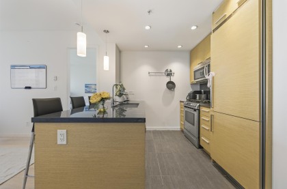 Photo 7 at 403 - 2528 Maple Street, Kitsilano, Vancouver West
