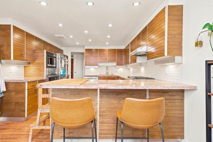 Photo 6 at 1601 - 738 Broughton Street, West End VW, Vancouver West