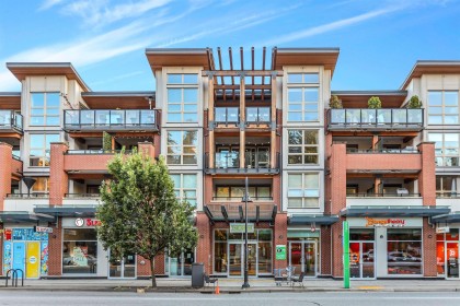 Photo 1 at 204 - 1177 Marine Drive, Norgate, North Vancouver