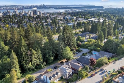 Photo 6 at 425 Tempe Crescent, Upper Lonsdale, North Vancouver