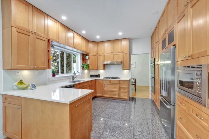 Photo 18 at 425 Tempe Crescent, Upper Lonsdale, North Vancouver