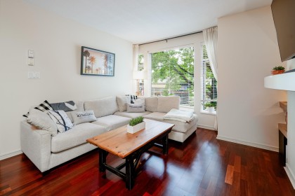 Photo 9 at 202 - 3727 W 10th Avenue, Point Grey, Vancouver West