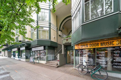 Photo 35 at 202 - 3727 W 10th Avenue, Point Grey, Vancouver West