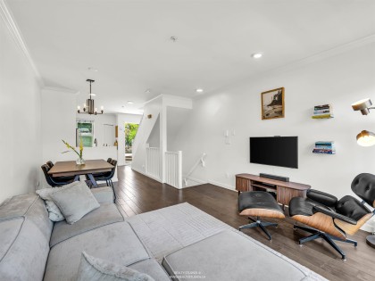 Photo 7 at 4 - 618 W 6th Avenue, Fairview VW, Vancouver West
