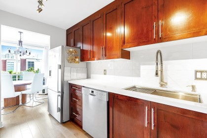 Photo 13 at 102 - 1530 Mariner Walk, False Creek, Vancouver West