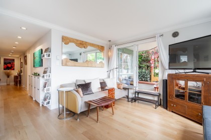 Photo 7 at 102 - 1530 Mariner Walk, False Creek, Vancouver West